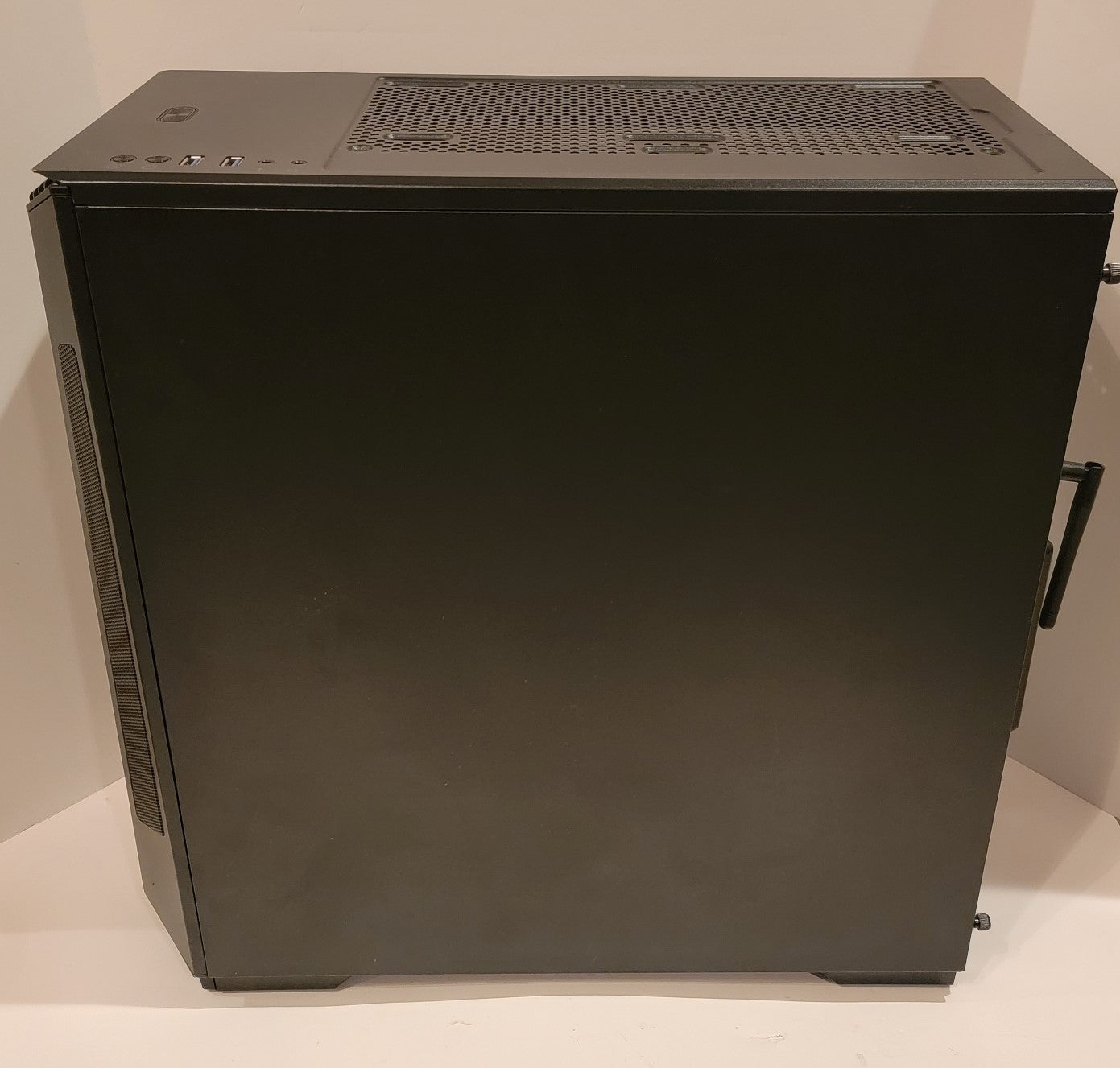 CyberPowerPC - Gaming Desktop / AMD Ryzen 5 3600 / RX 580