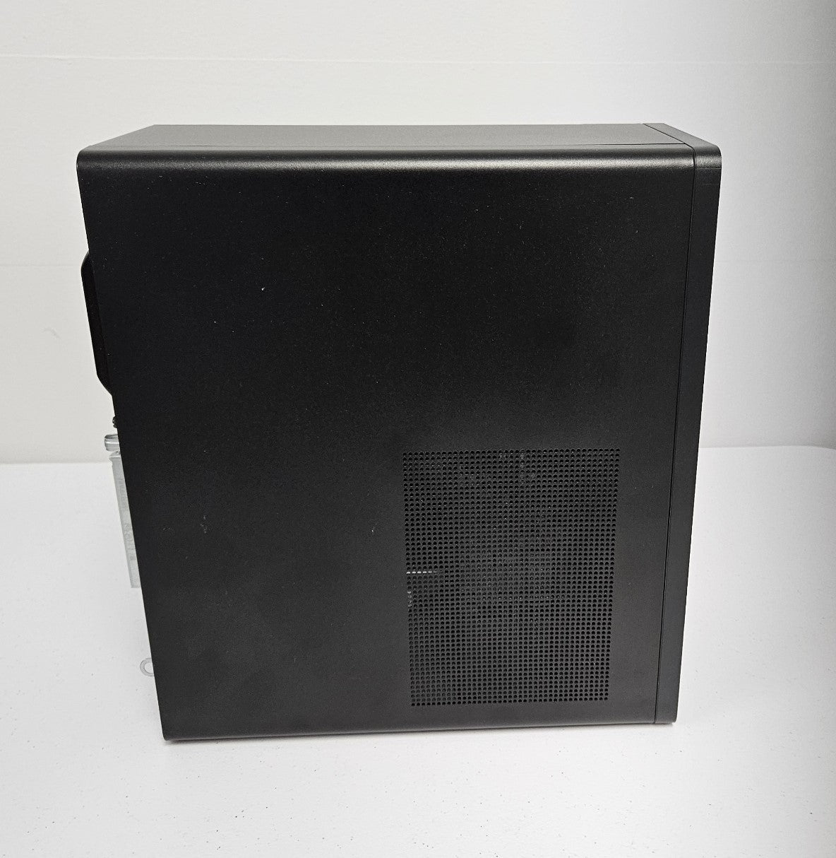 HP Desktop / Ryzen 3 5300G / 256GB SSD / Windows 11