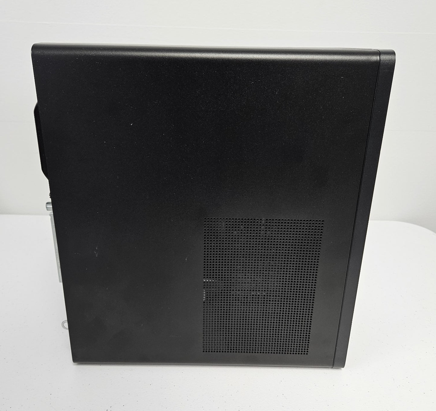 HP Desktop / Ryzen 3 5300G / 256GB SSD / Windows 11