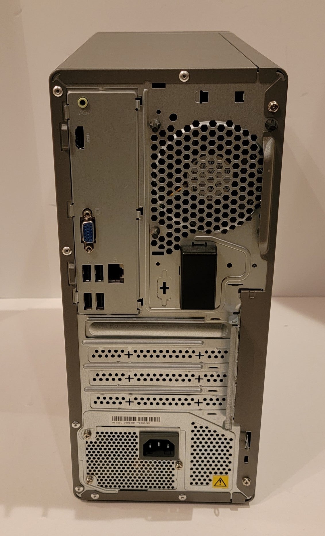 Lenovo IdeaCentre / i5 10th Gen / 1TB HDD / Windows 10