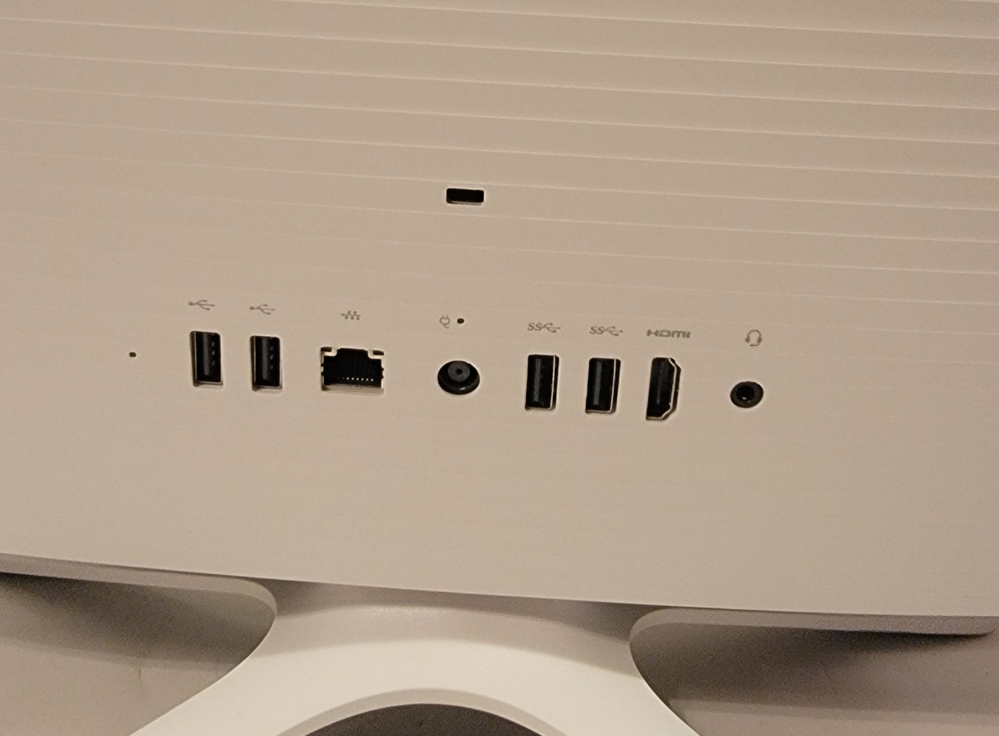 HP 20-C434 AMD Ryzen A4