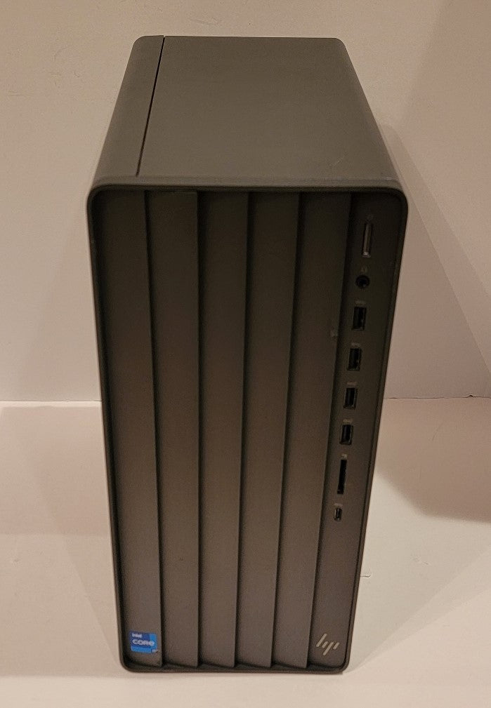 HP Envy Intel i7 12th Gen / 1TB SSD / Windows 11
