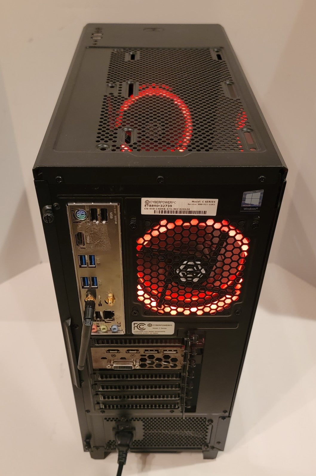 CyberPowerPC - Gaming Desktop / AMD Ryzen 5 3600 / RX 580