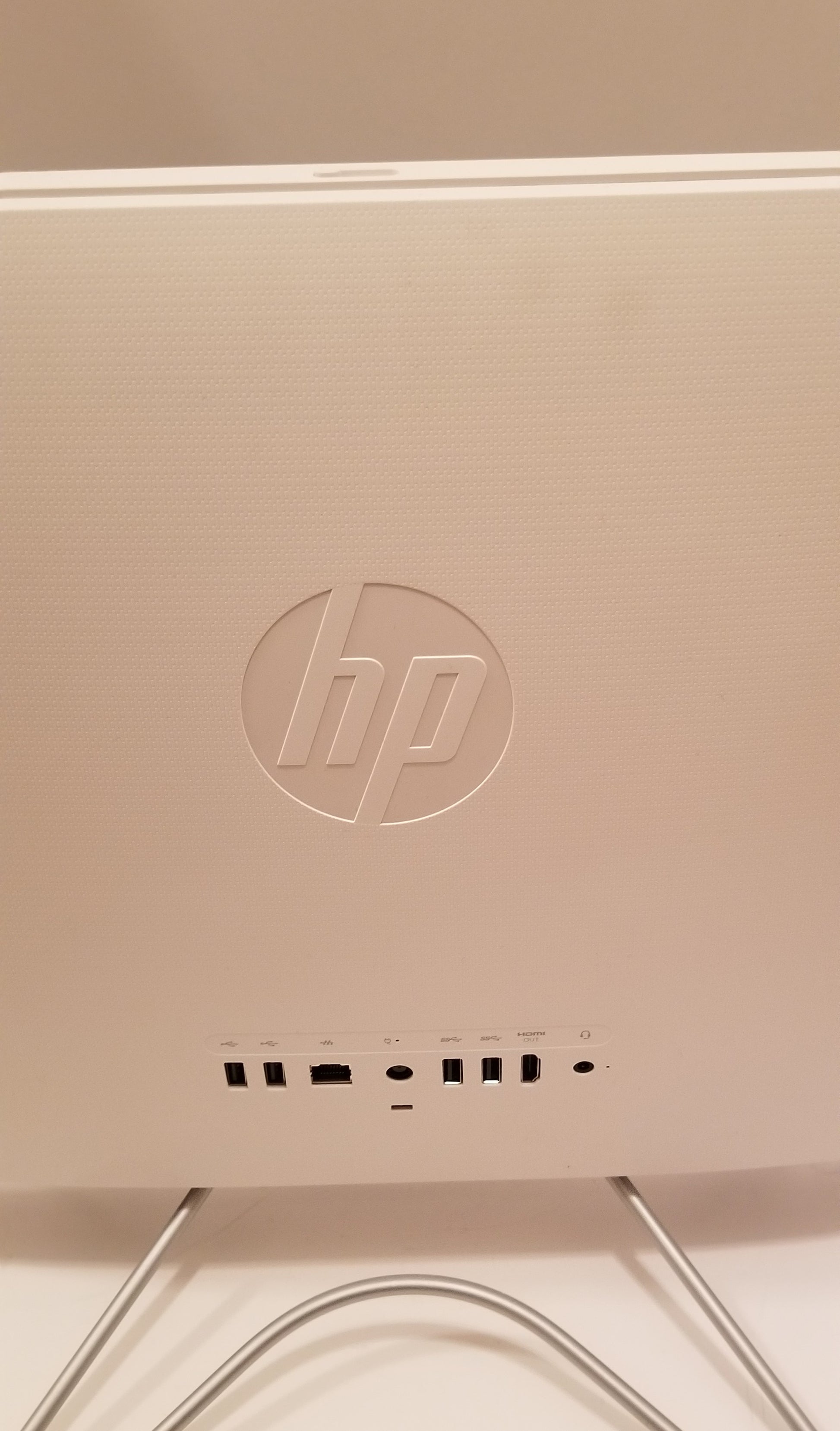 HP 22-c0063w AIO 21.5" FHD Celeron G4900T - Rekes Sales