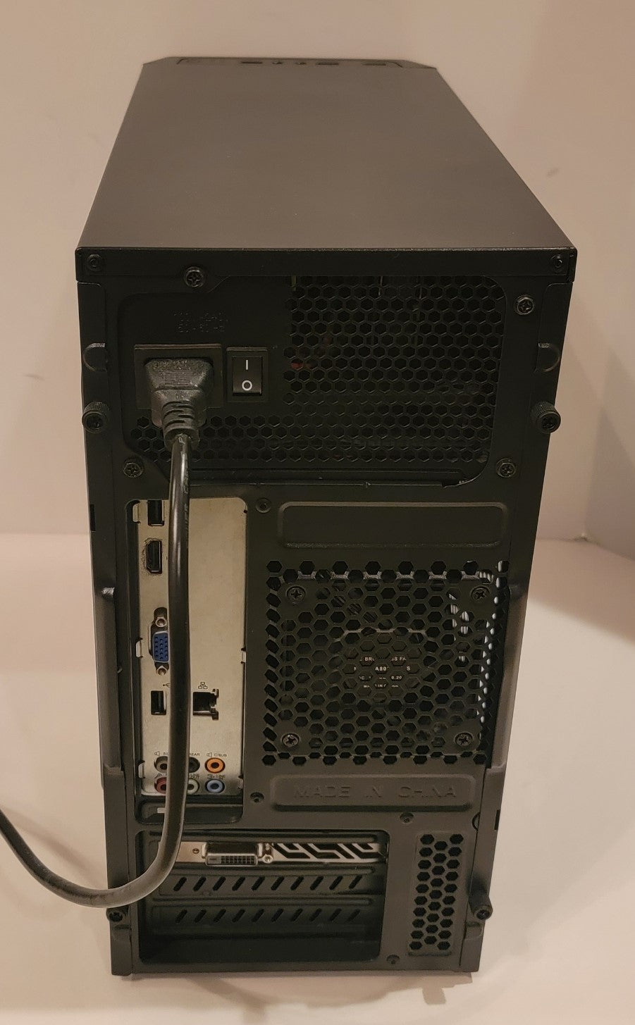 DIYPC Gaming Build - I5 4th Gen / RX 570 / Windows 10